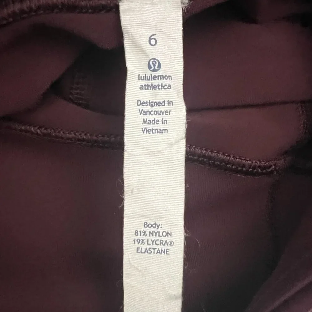 Lululemon Leggings Women's 6 Bordeaux Drama Gather & Crow Crop Slit Capri